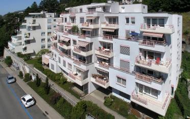 Moto Hallenplatz - image - 2