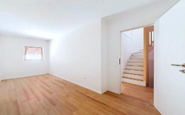 Maison 7.5 pièces - image - 8