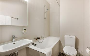 Furnished flat - image - 6