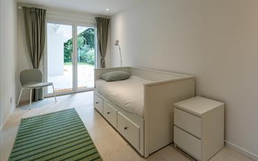 Furnished flat 4 rooms - image - 7