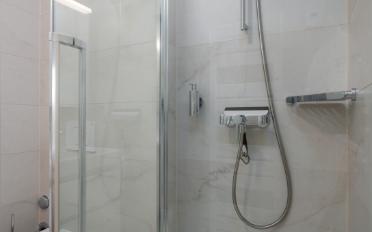 Studio - image - 9