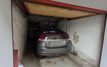 Single garage - image - 2