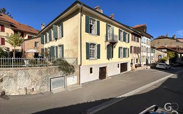 Maison contiguë 8 pièces - image - 1