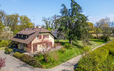 Einfamilienhaus 11.5 Zimmer - image - 3