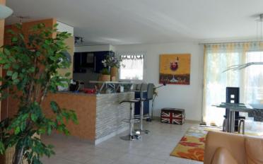 Furnished flat 4.5 rooms - image - 4