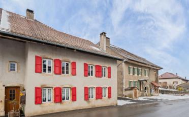 Residential building 5.5 rooms - image - 1