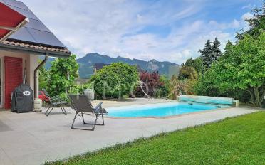 Einfamilienhaus 7.5 Zimmer - image - 1