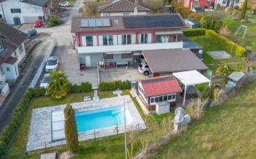 Einfamilienhaus 7.5 Zimmer - image - 1
