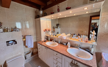 Single house 12 rooms - image - 9