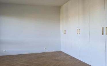 Apartment 6 rooms - image - 3