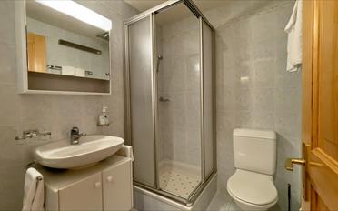 Apartment 2.5 rooms - image - 11