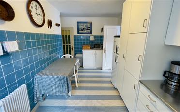 Apartment 4 rooms - image - 7