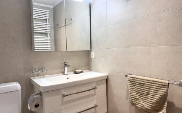 Apartment 4 rooms - image - 8
