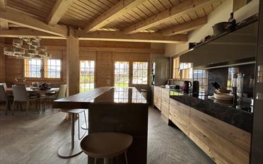 Chalet 8 pièces - image - 4