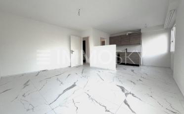 Immeuble résidentiel 8.5 pièces - image - 4