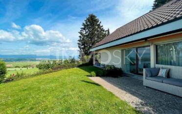 Villa 6.5 Zimmer - image - 1