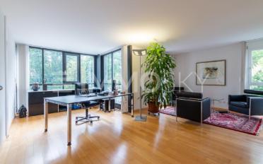 Bureau 5.5 pièces - image - 1