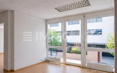 Bureau 5 pièces - image - 2