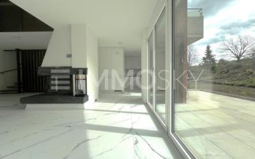Residential building 8.5 rooms - image - 1