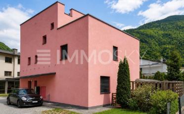 Residential building 9 rooms - image - 1
