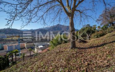 Building land - image - 4
