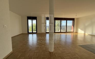 Apartment 5 rooms - image - 1