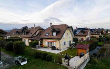 Doppeleinfamilienhaus 5.5 Zimmer - image - 3