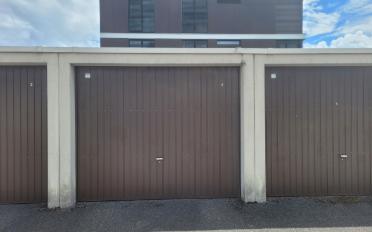 Single garage - image - 2