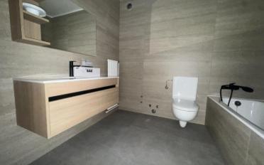 Apartment 4 rooms - image - 6