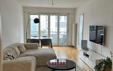 Apartment 4 rooms - image - 2