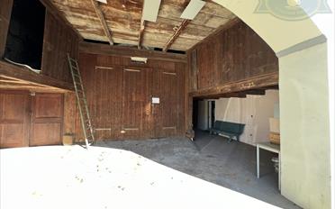 Residential building - image - 3