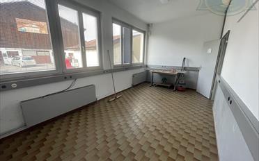 Gemischt genutzte Immobilie - image - 11