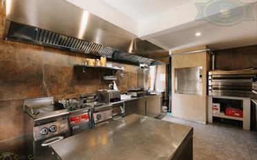 Gemischt genutzte Immobilie - image - 12