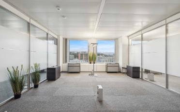 Office - image - 1