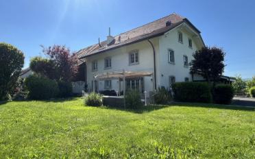 Villa 9.5 pièces - image - 1