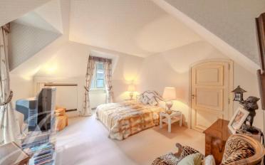 Single house 26 rooms - image - 9