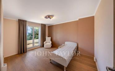 Villa 8.5 Zimmer - image - 11