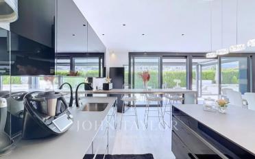 Villa 6.5 pièces - image - 3