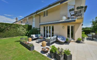 Villa - image - 2