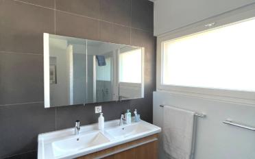 Doppeleinfamilienhaus 6.5 Zimmer - image - 11