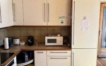 Residential building 18.5 rooms - image - 2