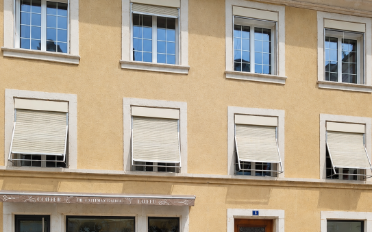 Immeuble résidentiel 20 pièces - image - 27