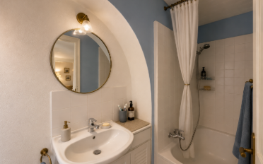Apartment 4 rooms - image - 12