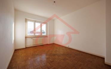Apartment 4 rooms - image - 17