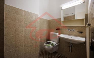 Shop 1 room - image - 5