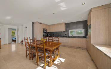 Villa 7.5 Zimmer - image - 6