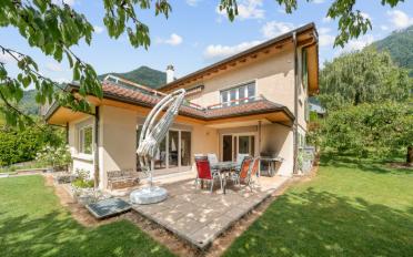 Einfamilienhaus 6.5 Zimmer - image - 1