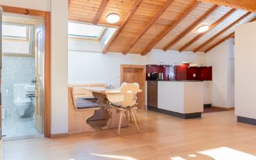 Maison jumelée 9 pièces - image - 4