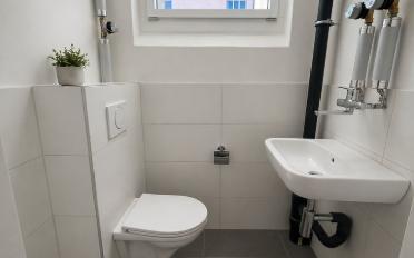 Commercial - image - 4