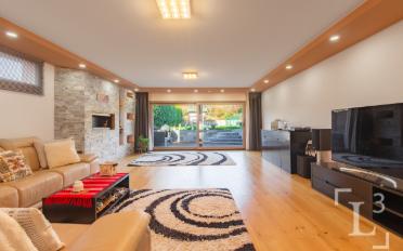 Reihenfamilienhaus 7.5 Zimmer - image - 1
